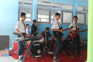 band "PELANGI SNEDKOM"