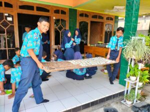 4. PEMBUATAN LEMPENG